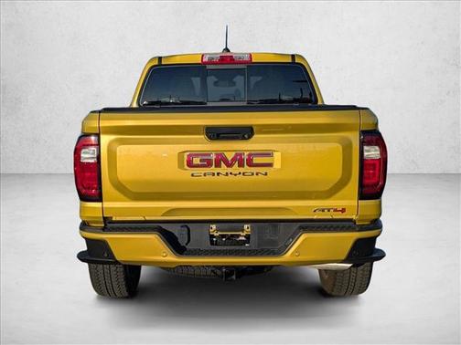 2023 GMC Canyon AT4