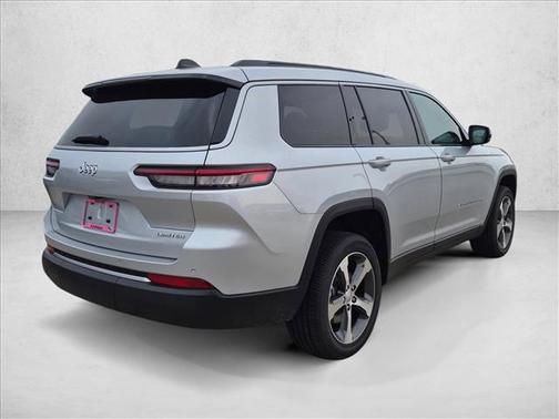 Silver Zynith 2026 Jeep Grand Cherokee L Limited
