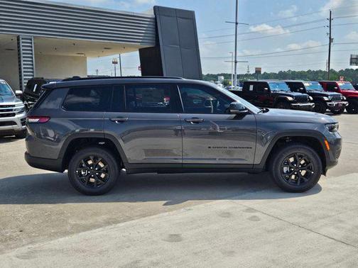 2025 Jeep Grand Cherokee L Altitude