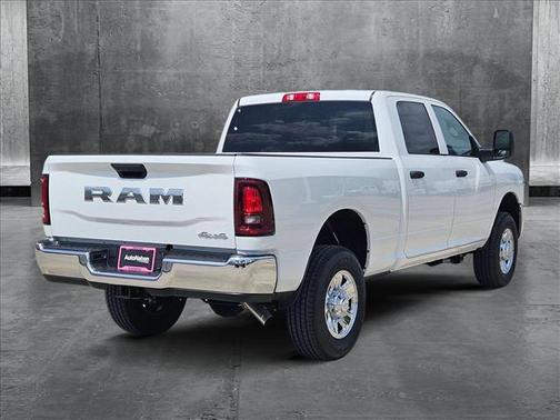 2025 RAM 2500 Tradesman Crew Cab 4x4 6'4' Box