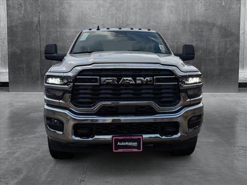 2025 RAM 2500 Tradesman Crew Cab 4x4 8' Box