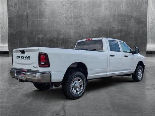 2025 RAM 2500 Tradesman Crew Cab 4x4 8' Box