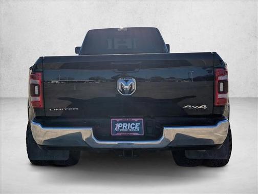 2024 RAM 3500 Limited Crew Cab 4x4 8' Box