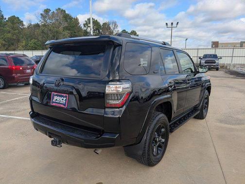 2022 Toyota 4Runner SR5