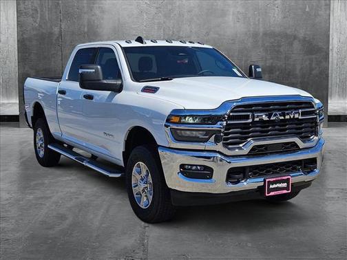 2025 RAM 2500 Lone Star Crew Cab 4x4 6'4' Box