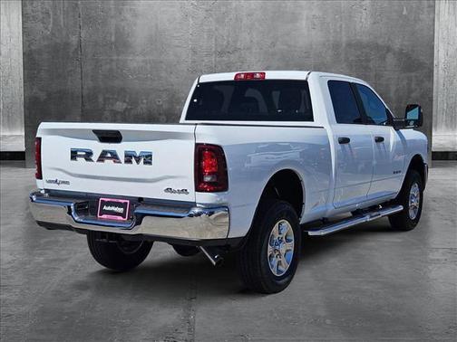 2025 RAM 2500 Lone Star Crew Cab 4x4 6'4' Box