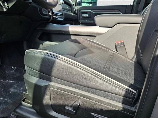 Ceramic Gray Clearcoat 2026 RAM 3500 Laramie Crew Cab 4x4 8' Box