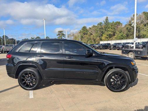 2018 Jeep Grand Cherokee Altitude