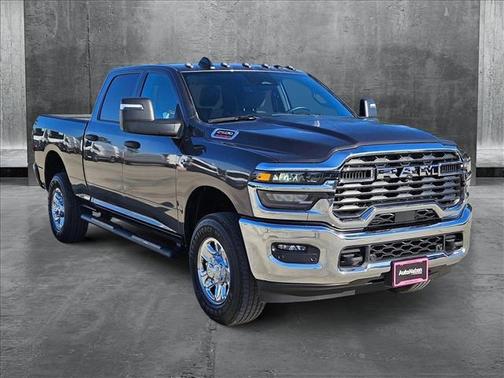 2025 RAM 2500 Tradesman Crew Cab 4x4 6'4' Box