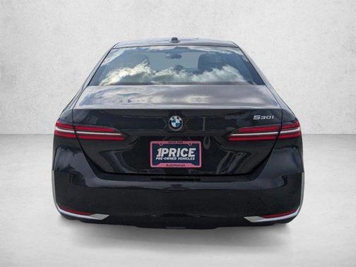 Gray 2025 BMW 530 530i