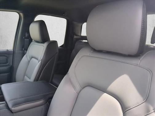 Bright White Clearcoat 2026 RAM 1500 Tradesman