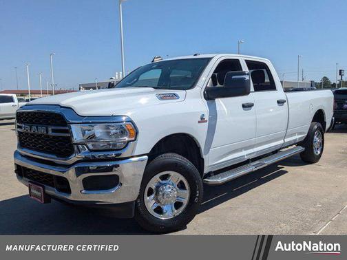 2024 RAM 2500 Tradesman Crew Cab 4x4 8' Box