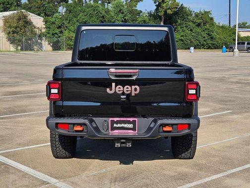 2025 Jeep Gladiator Mojave
