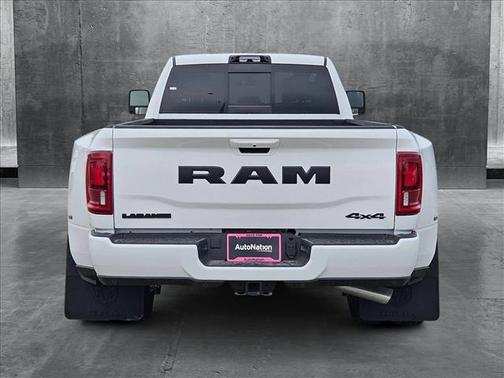 2025 RAM 3500 Laramie Crew Cab 4x4 8' Box