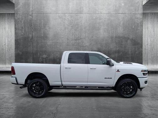 2025 RAM 2500 Laramie Crew Cab 4x4 6'4' Box