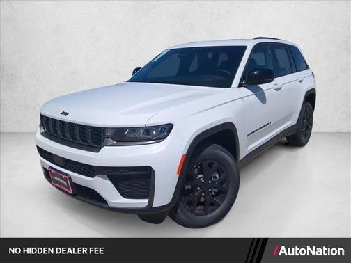 Bright White Clearcoat 2026 Jeep Grand Cherokee Altitude