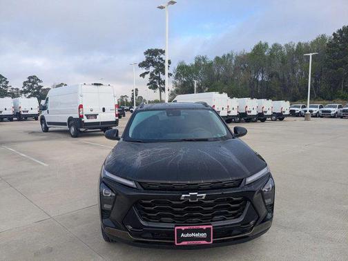 Mosaic Black Metallic 2025 Chevrolet Trax FWD ACTIV