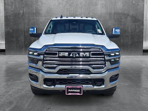 2025 RAM 2500 Laramie Crew Cab 4x4 8' Box