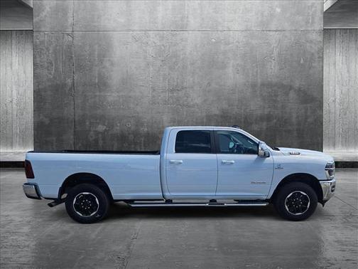 2025 RAM 2500 Laramie Crew Cab 4x4 8' Box