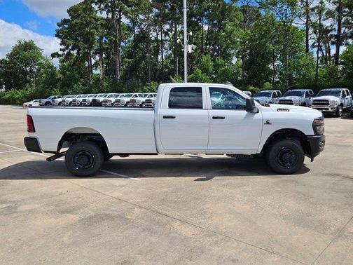 2025 RAM 2500 Tradesman Crew Cab 4x4 8' Box