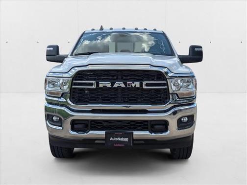 2024 RAM 3500 Tradesman Crew Cab 4x4 8' Box