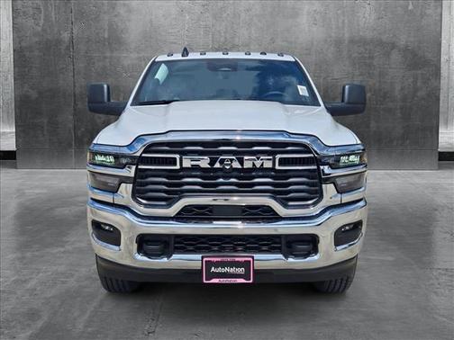 2025 RAM 2500 Tradesman Crew Cab 4x4 6'4' Box