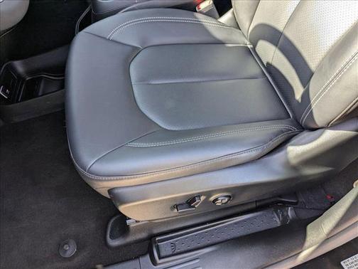 2025 Chrysler Pacifica L