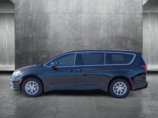 2025 Chrysler Pacifica L