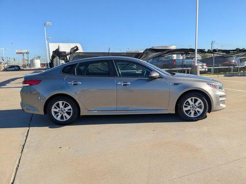 Titanium Silver 2017 Kia Optima LX