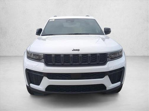 Bright White Clearcoat 2026 Jeep Grand Cherokee L Altitude