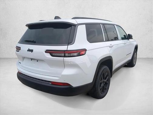 Bright White Clearcoat 2026 Jeep Grand Cherokee L Altitude