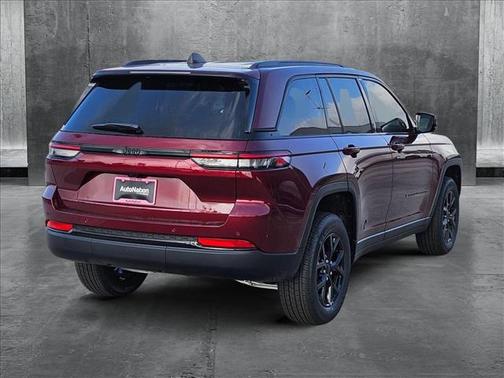2025 Jeep Grand Cherokee Altitude