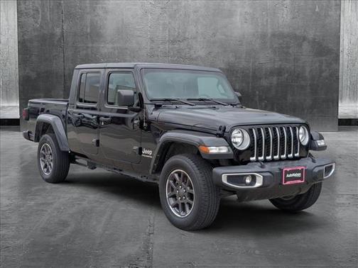 2023 Jeep Gladiator Overland
