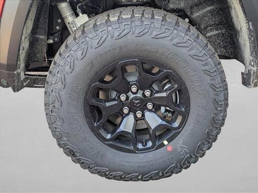 Molten Red Pearlcoat 2026 RAM 1500 RHO Crew Cab 4x4 5'7' Box