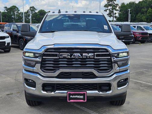 2025 RAM 2500 Tradesman Crew Cab 4x4 6'4' Box