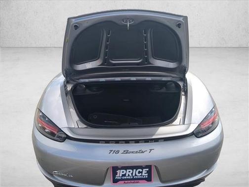 Jet Black Metallic 2022 Porsche 718 Boxster T