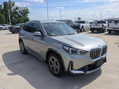 Space Silver 2026 BMW X1 xDrive28i