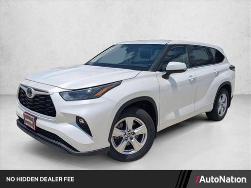 Wind Chill Pearl 2024 Toyota Highlander LE