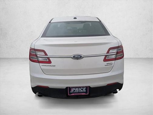 2016 Ford Taurus SEL