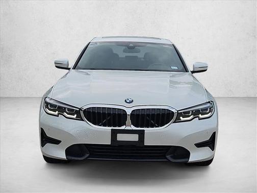 Mineral White Metallic 2020 BMW 330 330i