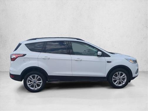 Oxford White 2018 Ford Escape SEL