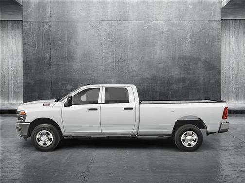 2025 RAM 3500 Lone Star Crew Cab 4x4 8' Box