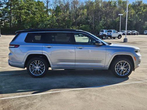 2025 Jeep Grand Cherokee L Summit