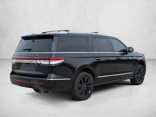 2022 Lincoln Navigator Reserve