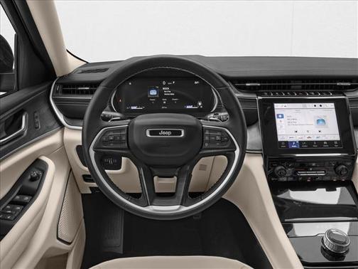 Diamond Black Crystal Pearlcoat 2025 Jeep Grand Cherokee Altitude