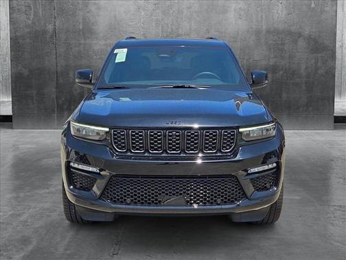 2025 Jeep Grand Cherokee Summit
