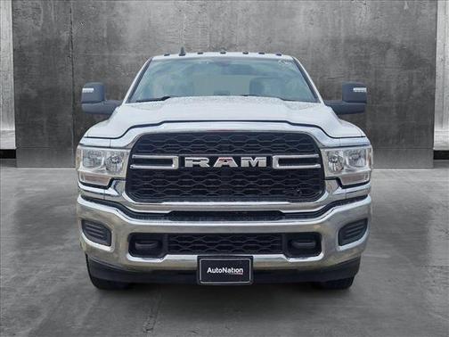 2023 RAM 3500 Tradesman Crew Cab 4x4 8' Box