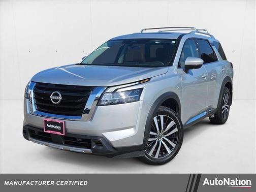 2023 Nissan Pathfinder Platinum FWD