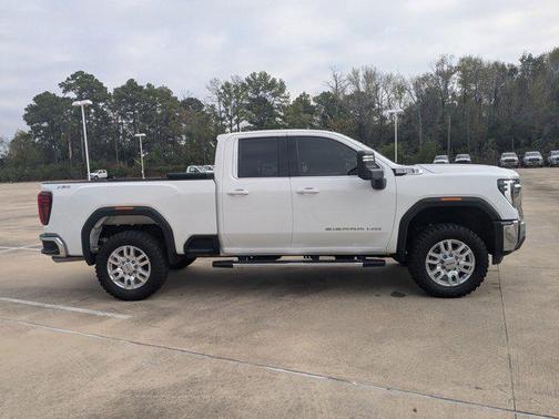 2024 GMC Sierra 2500 SLE