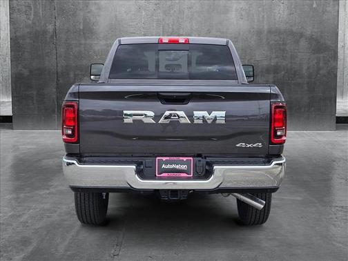 2025 RAM 2500 Tradesman Crew Cab 4x4 6'4' Box